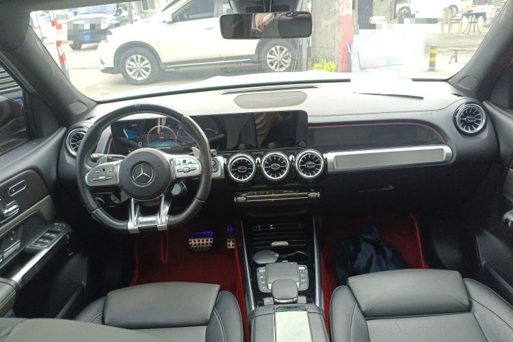 Used Mercedes-Benz GLB AMG 2021 AMG GLB 35 4MATIC Center Console