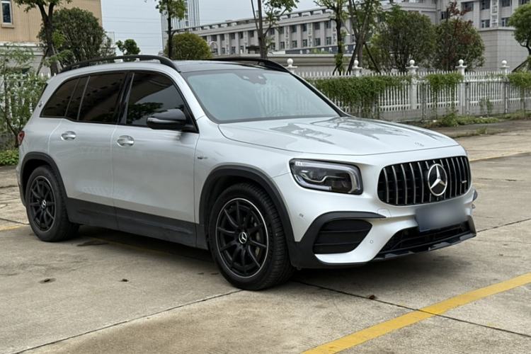 Used Mercedes-Benz GLB AMG 2021-Year Restyled AMG GLB 35 4MATIC Exterior 3