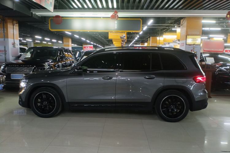 Used Mercedes-Benz GLB AMG 2021-Year Restyled AMG GLB 35 4MATIC Exterior 3