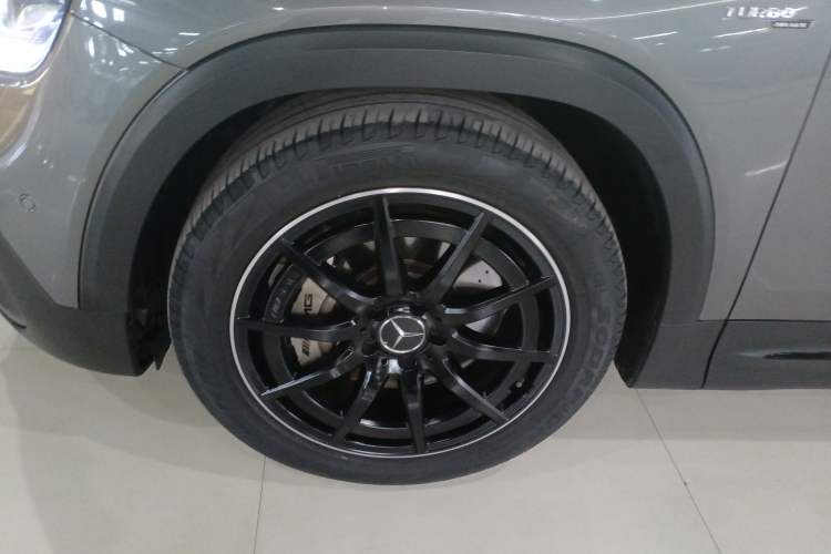 Used Mercedes-Benz GLB AMG 2021-Year Restyled AMG GLB 35 4MATIC Exterior 7