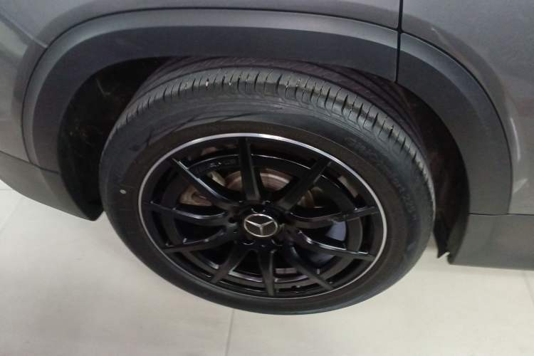 Used Mercedes-Benz GLB AMG 2021-Year Restyled AMG GLB 35 4MATIC Exterior 8