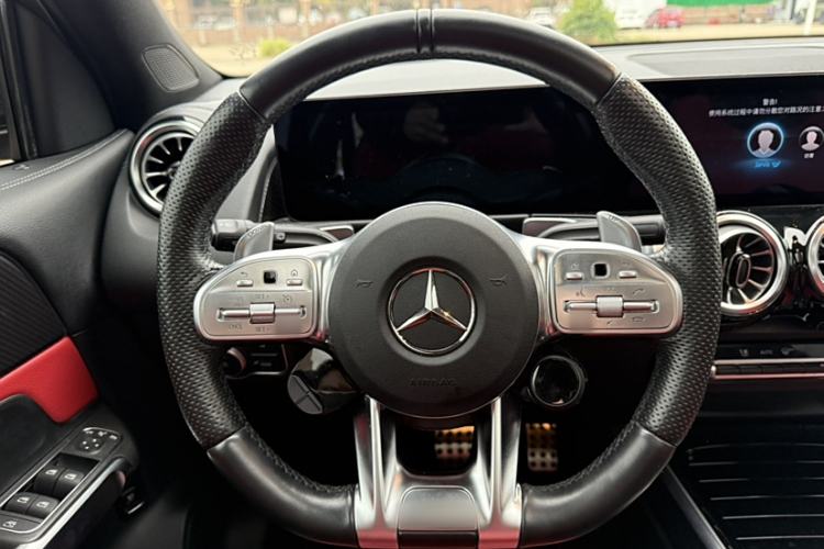 Used Mercedes-Benz GLB AMG 2021-Year Restyled AMG GLB 35 4MATIC Interior 2