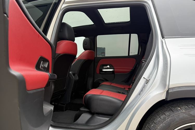 Used Mercedes-Benz GLB AMG 2021-Year Restyled AMG GLB 35 4MATIC Interior 4