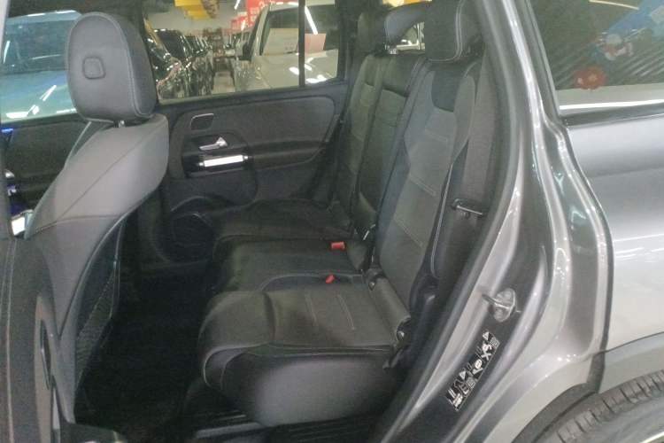 Used Mercedes-Benz GLB AMG 2021-Year Restyled AMG GLB 35 4MATIC Interior 4