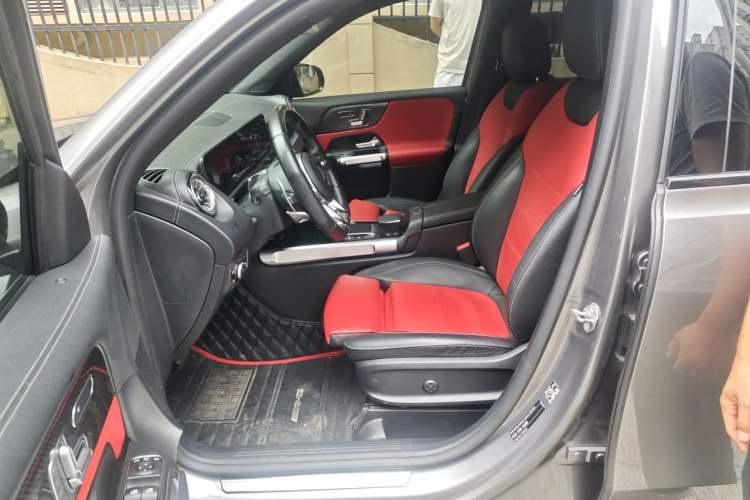 Used Mercedes-Benz GLB AMG 2021-Year Restyled AMG GLB 35 4MATIC Left Front Seat