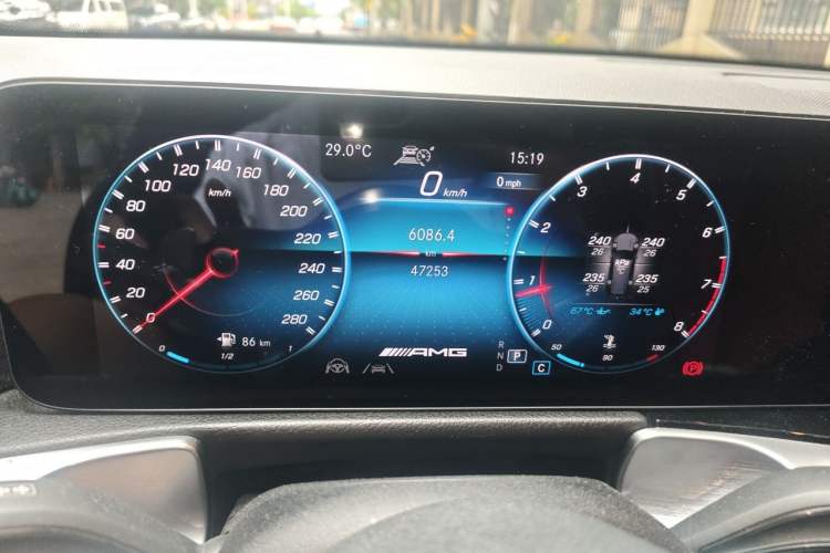 Used Mercedes-Benz GLB AMG 2021-Year Restyled AMG GLB 35 4MATIC Odometer Close Up