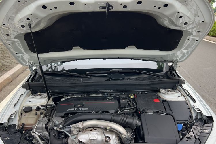 Used Mercedes-Benz GLB AMG 2021-Year Restyled AMG GLB 35 4MATIC Engine Bay