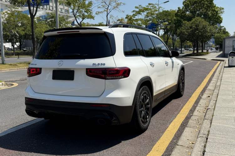 Used Mercedes-Benz GLB AMG 2021-Year Restyled AMG GLB 35 4MATIC Exterior 5