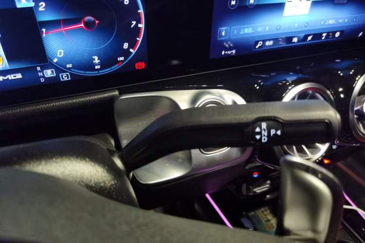 Used Mercedes-Benz GLB AMG 2021-Year Restyled AMG GLB 35 4MATIC Gear Lever