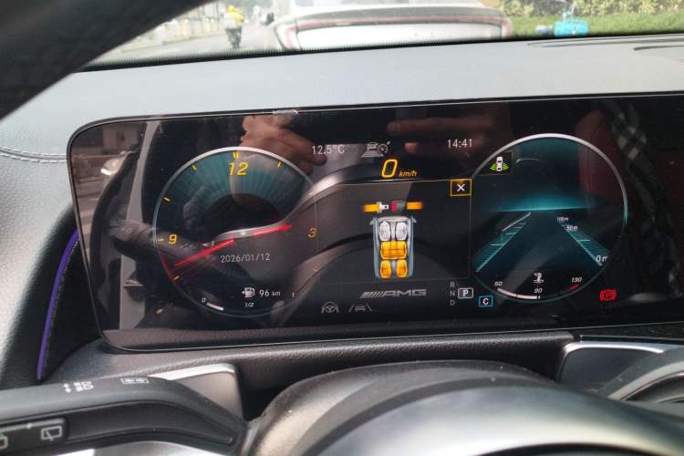 Used Mercedes-Benz GLB AMG 2021-Year Restyled AMG GLB 35 4MATIC Instrument Cluster