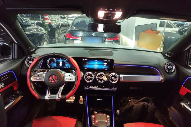 Used Mercedes-Benz GLB AMG 2021 AMG GLB 35 4MATIC Interior 2
