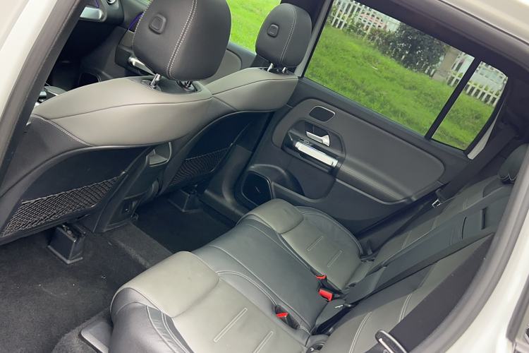 Used Mercedes-Benz GLB AMG 2021-Year Restyled AMG GLB 35 4MATIC Interior 3