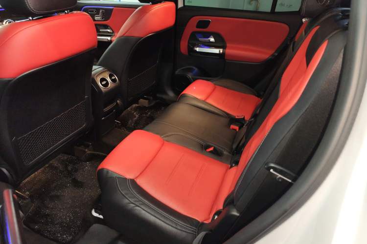 Used Mercedes-Benz GLB AMG 2021 AMG GLB 35 4MATIC Interior 4
