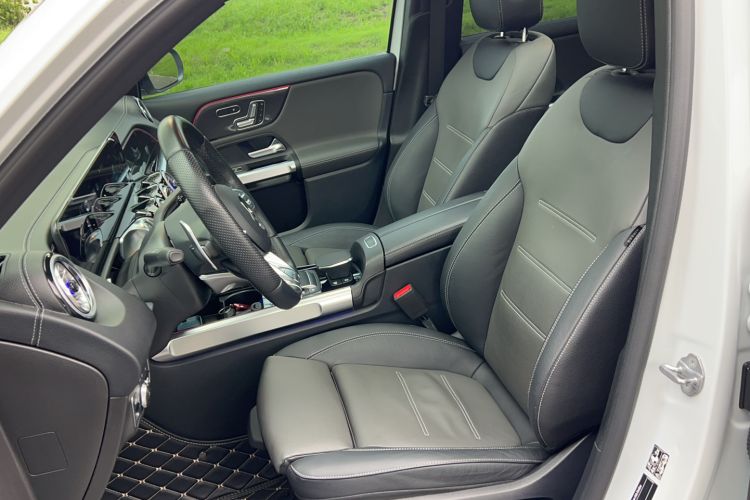 Used Mercedes-Benz GLB AMG 2021-Year Restyled AMG GLB 35 4MATIC Left Front Seat