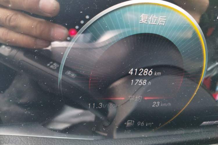 Used Mercedes-Benz GLB AMG 2021-Year Restyled AMG GLB 35 4MATIC Odometer Close Up