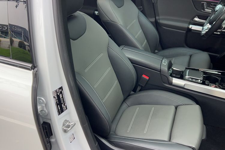 Used Mercedes-Benz GLB AMG 2021-Year Restyled AMG GLB 35 4MATIC Right Front Seat