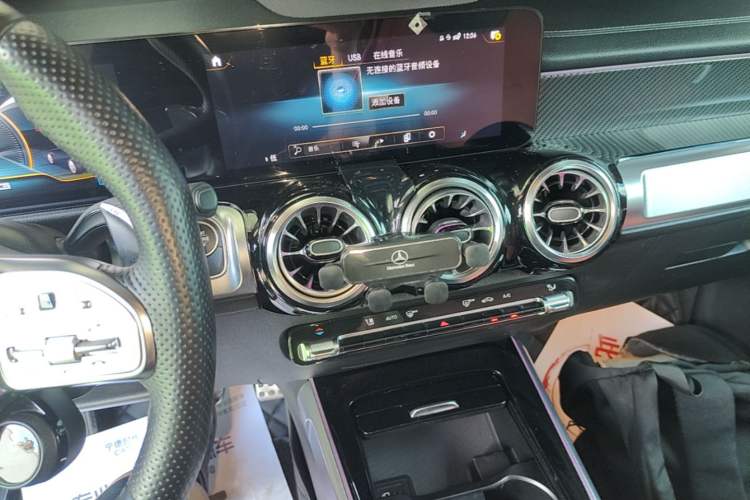 Used Mercedes-Benz GLB AMG 2022 AMG GLB 35 4MATIC Audio And AC Panel