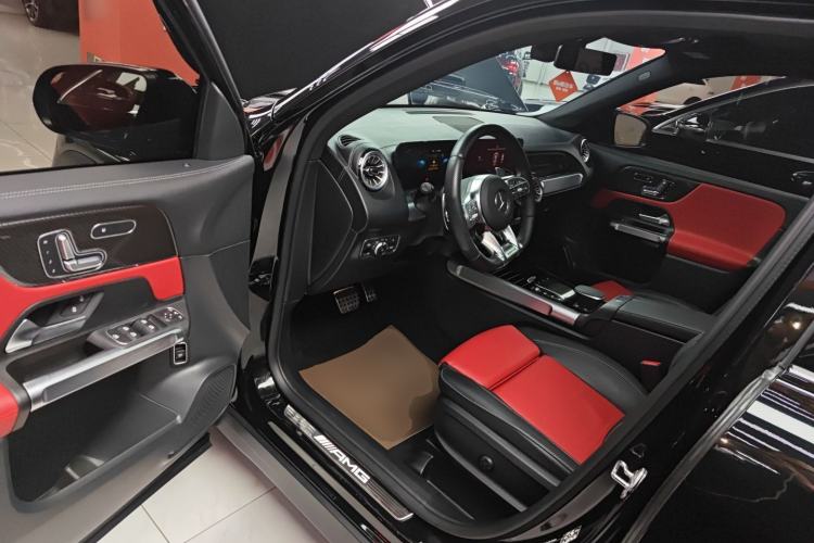 Used Mercedes-Benz GLB AMG 2022 AMG GLB 35 4MATIC Driver Seat