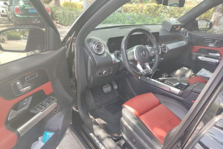 Used Mercedes-Benz GLB AMG 2022 AMG GLB 35 4MATIC Driver Seat
