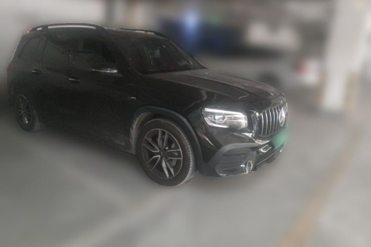 Used Mercedes-Benz GLB AMG 2022 AMG GLB 35 4MATIC Front Right 45 Deg
