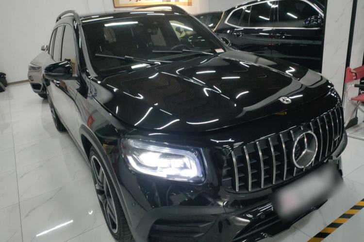 Used Mercedes-Benz GLB AMG 2022 AMG GLB 35 4MATIC Front Right 45 Deg