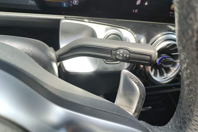 Used Mercedes-Benz GLB AMG 2022 AMG GLB 35 4MATIC Gear Lever