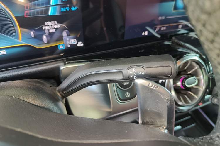 Used Mercedes-Benz GLB AMG 2022 AMG GLB 35 4MATIC Gear Lever