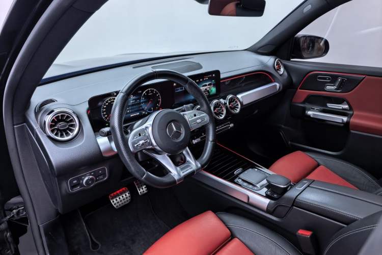 Used Mercedes-Benz GLB AMG 2022 AMG GLB 35 4MATIC Interior 1