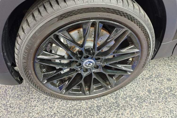 Used Mercedes-Benz GLB AMG 2022 AMG GLB 35 4MATIC Left Front Wheel Hub