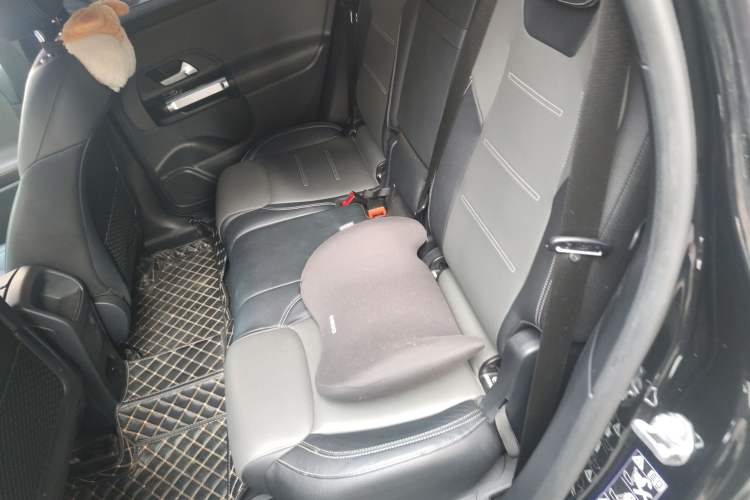 Used Mercedes-Benz GLB AMG 2022 AMG GLB 35 4MATIC Left Rear Seat