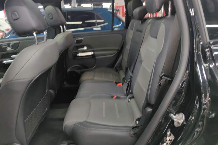 Used Mercedes-Benz GLB AMG 2022 AMG GLB 35 4MATIC Left Rear Seat
