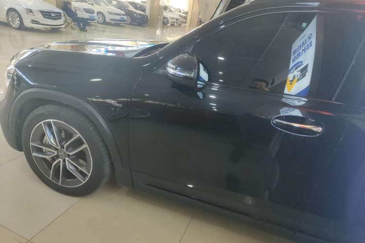 Used Mercedes-Benz GLB AMG 2022 AMG GLB 35 4MATIC Left Side