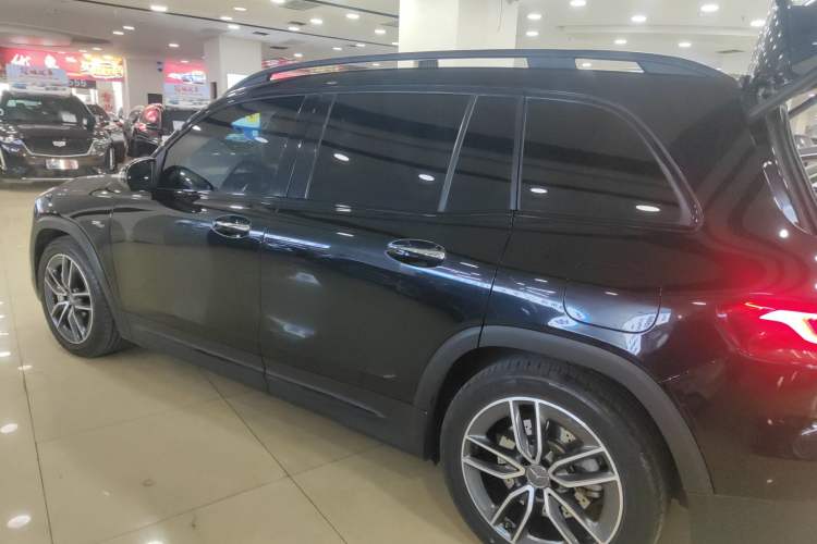 Used Mercedes-Benz GLB AMG 2022 AMG GLB 35 4MATIC Left Side