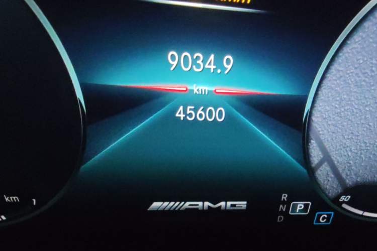 Used Mercedes-Benz GLB AMG 2022 AMG GLB 35 4MATIC Odometer Close Up