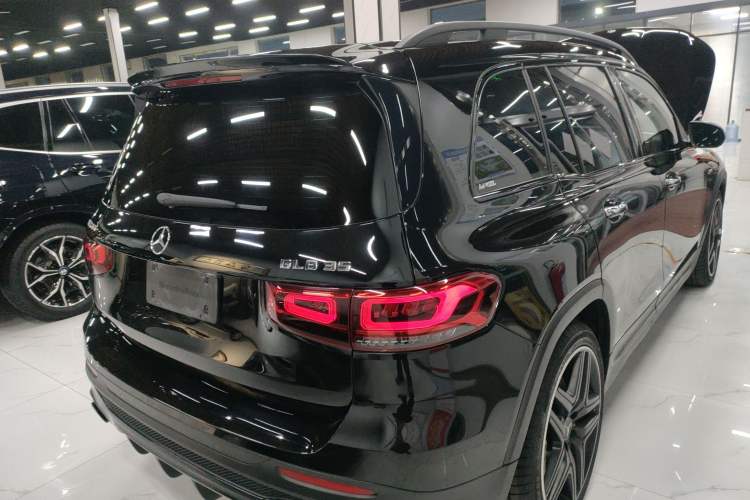 Used Mercedes-Benz GLB AMG 2022 AMG GLB 35 4MATIC Rear Right 45 Deg