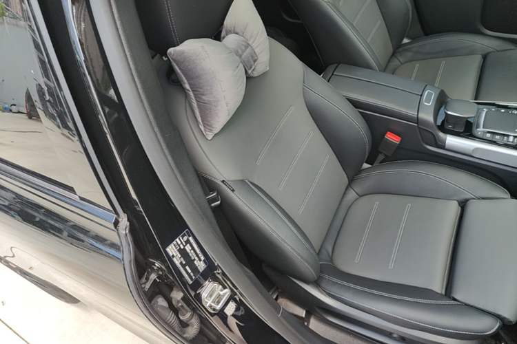 Used Mercedes-Benz GLB AMG 2022 AMG GLB 35 4MATIC Right Front Seat