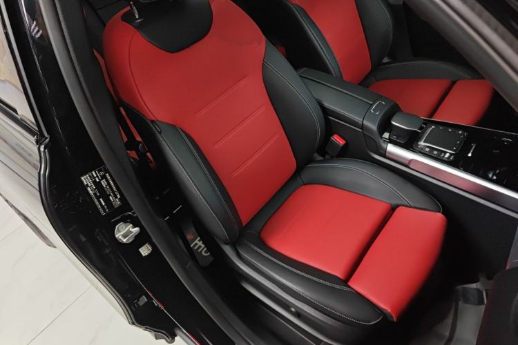 Used Mercedes-Benz GLB AMG 2022 AMG GLB 35 4MATIC Right Front Seat
