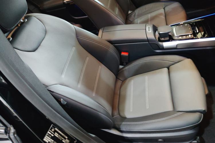 Used Mercedes-Benz GLB AMG 2022 AMG GLB 35 4MATIC Right Front Seat