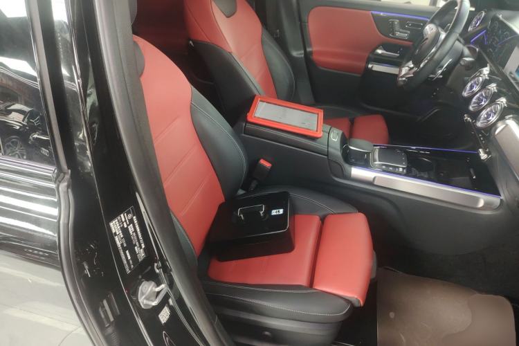 Used Mercedes-Benz GLB AMG 2022 AMG GLB 35 4MATIC Right Front Seat