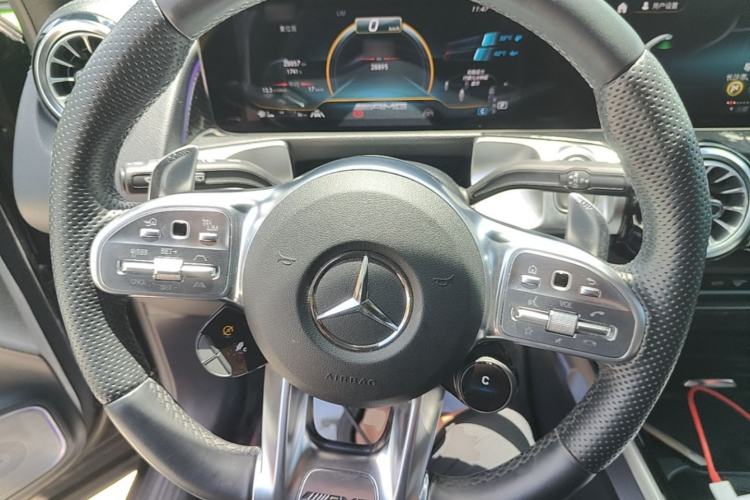 Used Mercedes-Benz GLB AMG 2022 AMG GLB 35 4MATIC Steering Wheel