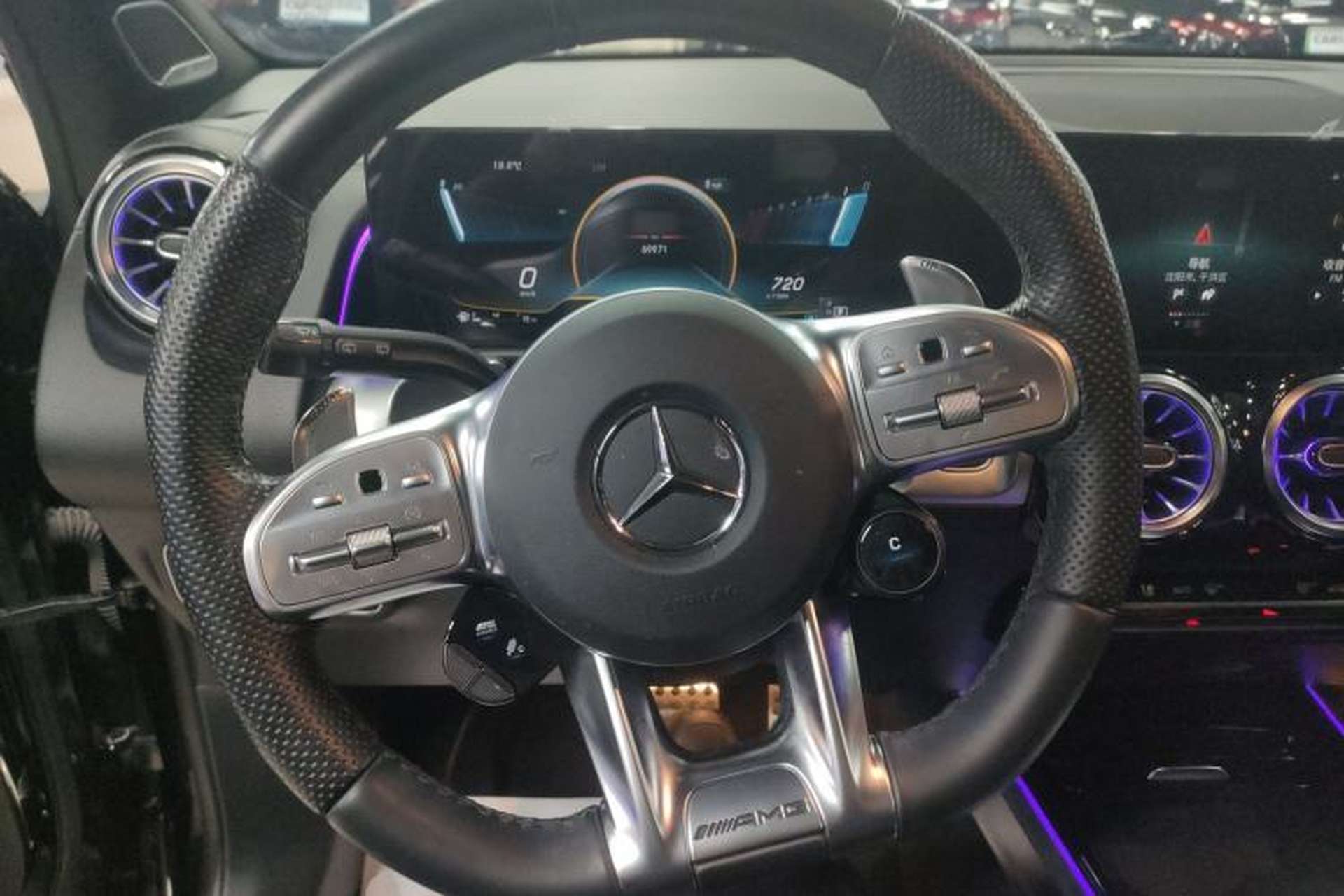 Used Mercedes-Benz GLB AMG 2022 AMG GLB 35 4MATIC Steering Wheel