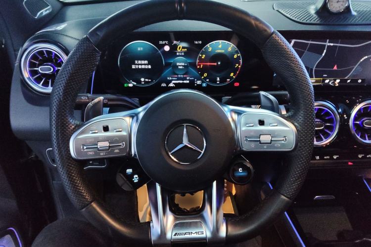 Used Mercedes-Benz GLB AMG 2022 AMG GLB 35 4MATIC Steering Wheel