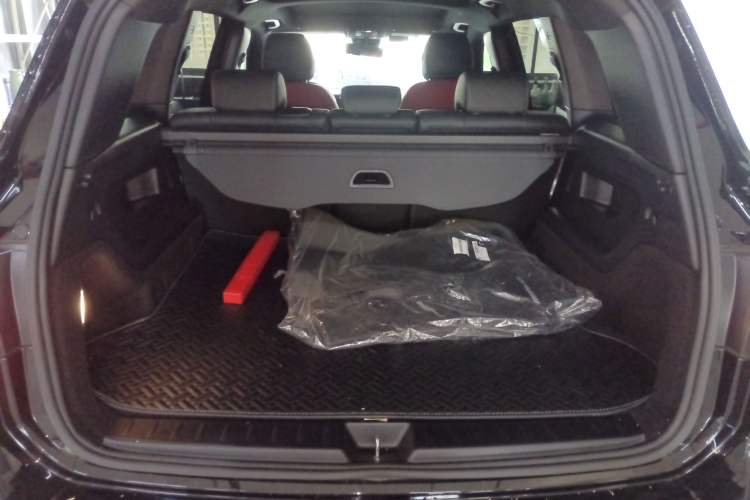Used Mercedes-Benz GLB AMG 2022 AMG GLB 35 4MATIC Trunk