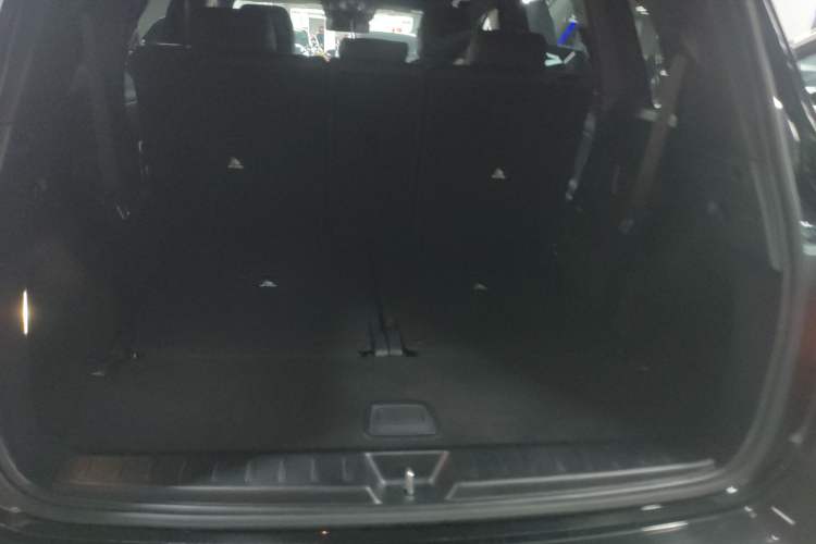 Used Mercedes-Benz GLB AMG 2022 AMG GLB 35 4MATIC Trunk