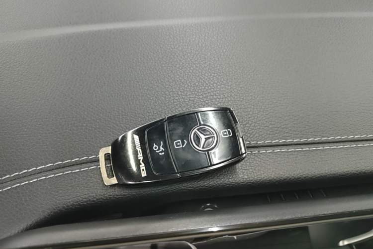 Used Mercedes-Benz GLB AMG 2022 AMG GLB 35 4MATIC Vehicle Key