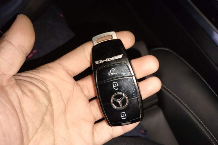 Used Mercedes-Benz GLB AMG 2022 AMG GLB 35 4MATIC Vehicle Key