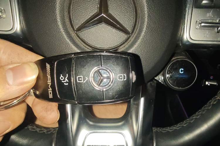 Used Mercedes-Benz GLB AMG 2022 AMG GLB 35 4MATIC Vehicle Key