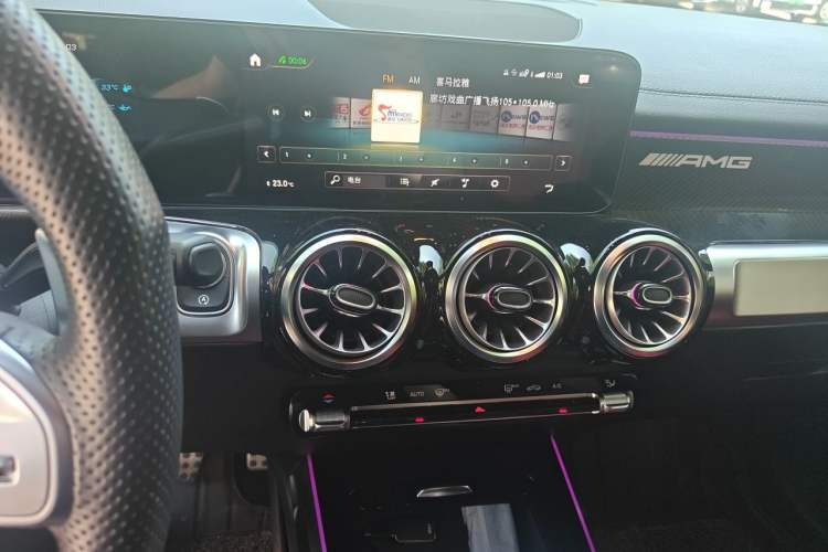 Used Mercedes-Benz GLB AMG 2022 AMG GLB 35 4MATIC Audio And AC Panel