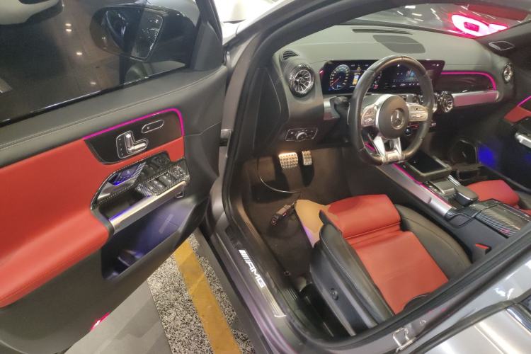 Used Mercedes-Benz GLB AMG 2022 AMG GLB 35 4MATIC Driver Seat