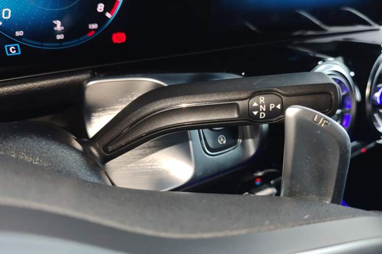 Used Mercedes-Benz GLB AMG 2022 AMG GLB 35 4MATIC Gear Lever